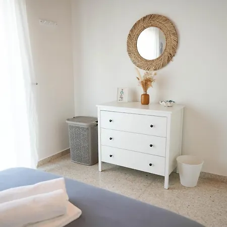 Ocean Blue House 17 *