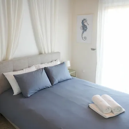 Ocean Blue House 17 * Meneou